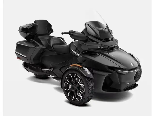 2024 Can-Am Spyder RT Limited in Street, Cruisers & Choppers in Kitchener / Waterloo - Image 2
