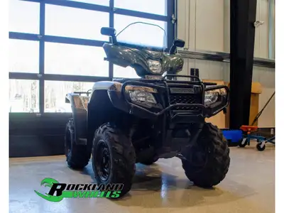 Honda RUBICON 500 WITH WINDSHIELD AND HEATED GRIPS 2017 Vous cherchez un VTT robuste avec juste asse...