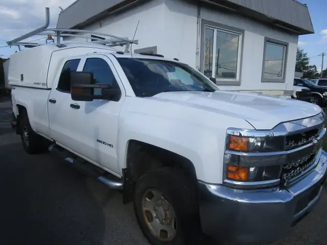 Chevrolet SilveradoZ71 OFF ROAD 1500 4WD Crew Cab LT w/2LT 2LT 2 in Cars & Trucks in Laval / North Shore - Image 39