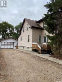 214 7th AVENUE W Rosetown, Saskatchewan