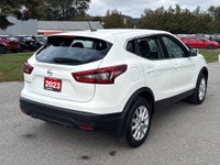 2023 Nissan Qashqai S White 2.0L DOHC FWD CVT with Xtronic 4D Sport Utility Nissan Qashqai Used Craf... (image 6)