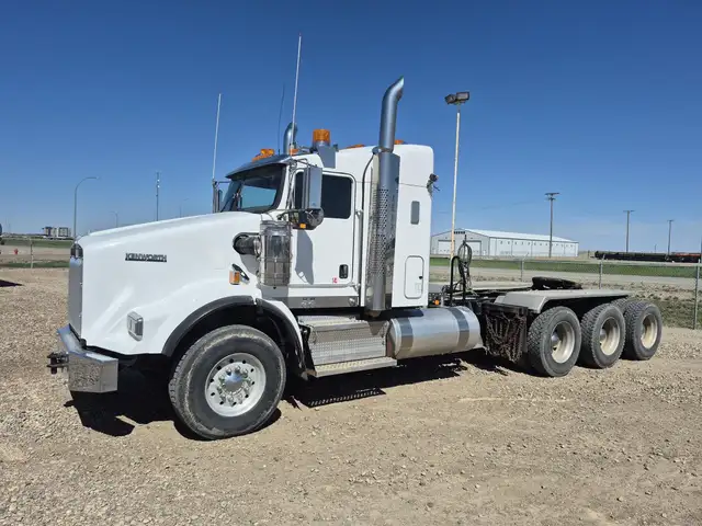 2019 KENWORTH T800 in Heavy Trucks in Saskatoon - Image 2