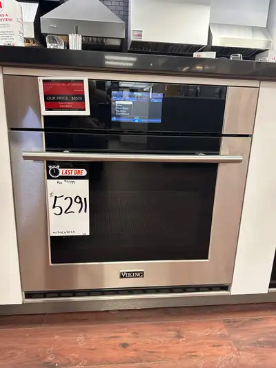 Viking 30-inch, 4.3 cu.ft., Built-in Single Wall Oven MVSOE630SS, View more