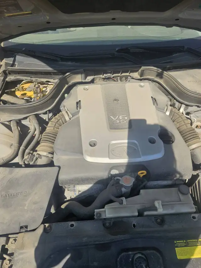 2008 INFINITY FOR PARTS in Auto Body Parts in Edmonton - Image 4