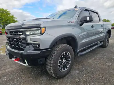 Kijiji Engine: 8 Cylinder Engine 6.2L/376CI L/100Km City: 16.7 L/100Km Hwy: 14.0 Safety Equipment Da...