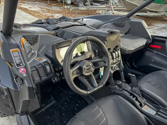 2025 Can-Am Maverick X3 X ds TURBO RR Triple Black in ATVs in Edmonton - Image 18