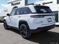 This Jeep Grand Cherokee delivers a 3.6L V6 Engine engine powering this Automatic transmission. WHEE... (image 4)