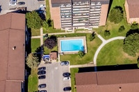 1 Month Free Rent No Last Month's Rent Deposit Visit our Website: https://www.capreit.ca/apartments-... (image 4)