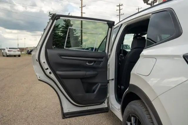 2026 Honda CR-V Hybrid Sport in Cars & Trucks in Edmonton - Image 32