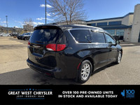 This Chrysler Pacifica delivers a Regular Unleaded V-6 3.6 L/220 engine powering this Automatic tran... (image 6)