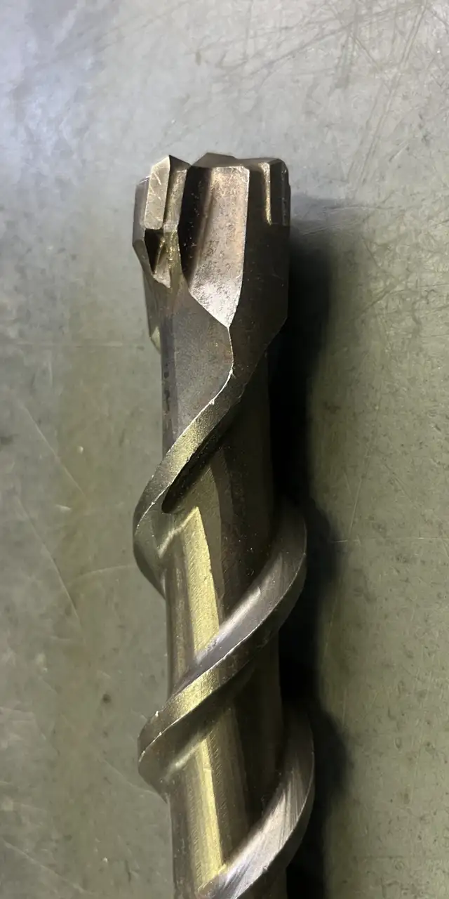 Diablo Rebar Demon SDS-Max 4-Cutter Carbide 21" Hammer Drill Bit in Power Tools in Mississauga / Peel Region - Image 8