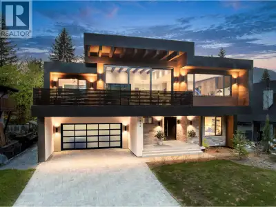 Step into sophistication and luxury in the heart of Whistler's coveted White Gold neighbourhood. Thi...