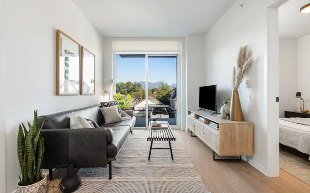 Short-Term Leases & Furnished Suites at Hub Place in Vancouver in Long Term Rentals in Downtown-West End - Image 3