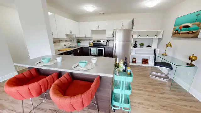 Apartment for Rent at Parkway Park, Centrepointe in Long Term Rentals in Ottawa - Image 3