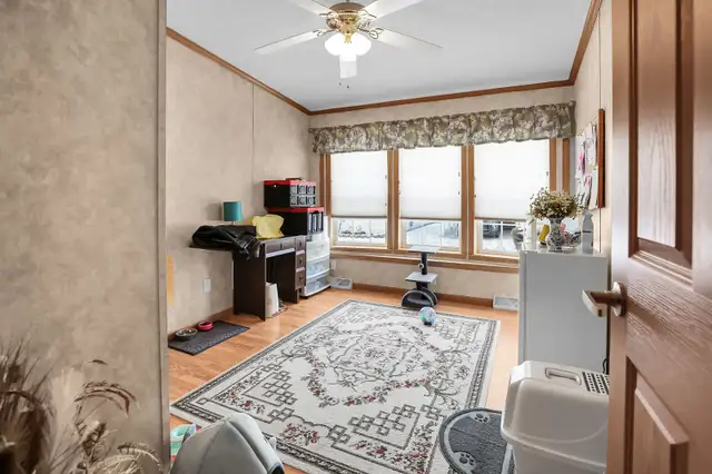 ONE LEVEL LIVING BUNGALOW - 3 BED, 2 BATH in Houses for Sale in Hamilton - Image 9