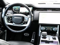 Finished in Green with a Black interior, this used 2023 Land Rover Range Rover P400 Se Swb brings mo... (image 9)