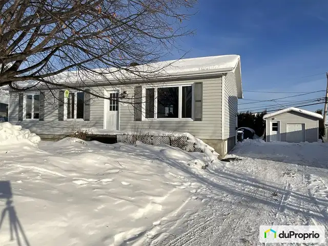 $399,000 - Bungalow for sale in Chicoutimi (Chicoutimi) in Houses for Sale in Saguenay - Image 2