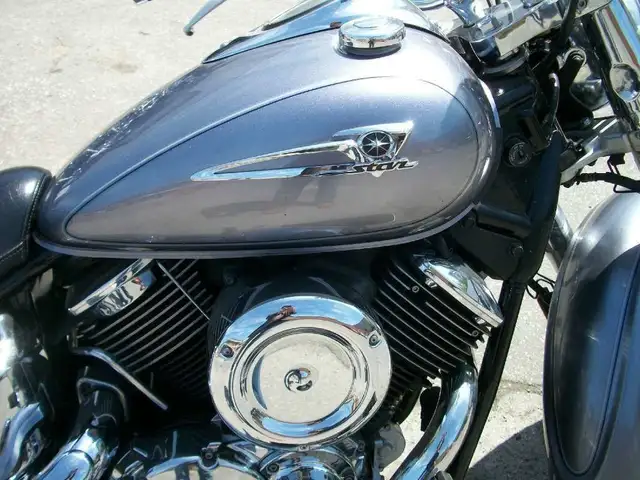 2007 Yamaha V Star® 1100 in Street, Cruisers & Choppers in City of Toronto - Image 4