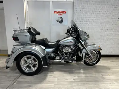 2010 Classic Motor Trike, One Owner, Independent Rear Suspension, Service Records, Amsoil Oil Used,...