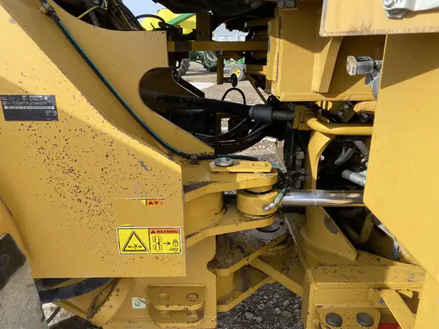 2011 Caterpillar Wheel Loader 972H in Heavy Equipment in Grande Prairie - Image 23