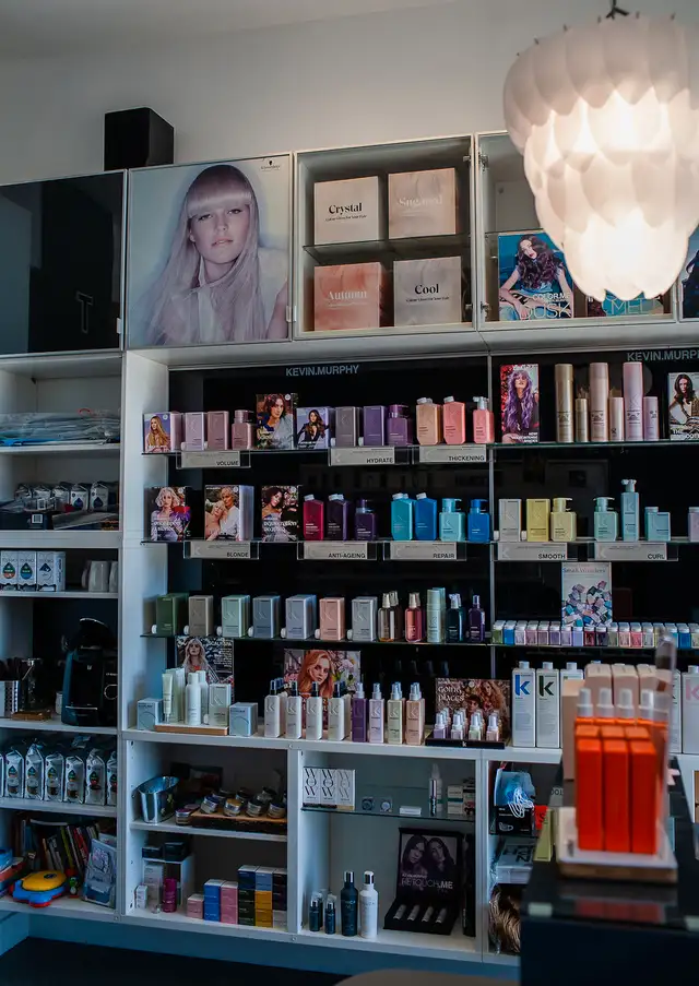 UPSCALE BEAUTY SALON CALGARY62864742976258124