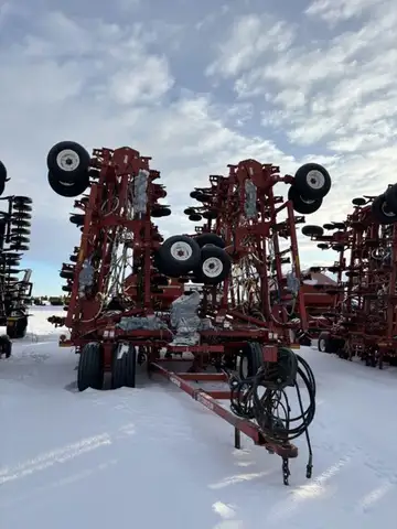 70' 10in. Spacing, Single Shoot Openers, 4.5in. Otico Packers, 1in. Flexi Coil Single Shoot Air Pack...