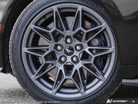 Rose City Ford This Ford Mustang has a strong Premium Unleaded V-8 5.0 L/302 engine powering this Au... (image 5)