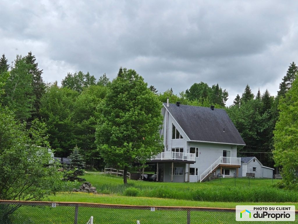 $666,400 - Acreage / Hobby Farm / Ranch for sale in Ste-Claire — photo 1