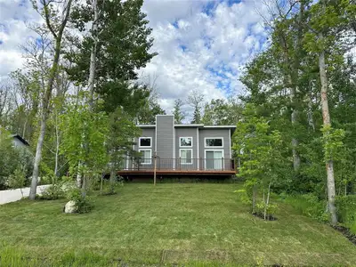 R27//Albert Beach/PRACTICALLY PERFECT IN EVERY WAY!!! This expansive custom home features a modern s...