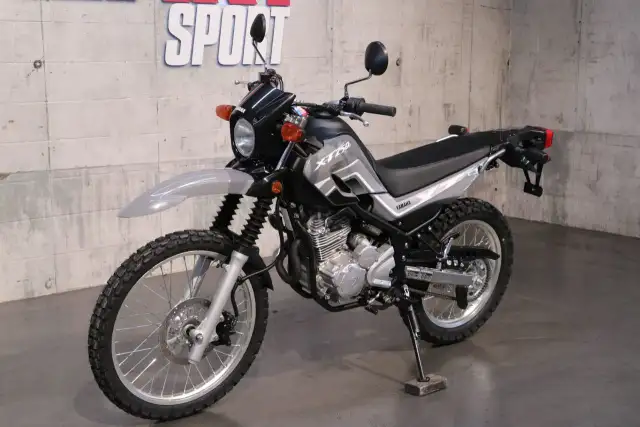 2025 Yamaha XT250 in Other in Laurentides - Image 3