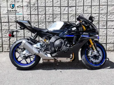 PLUS HST & LIC ONLY! $500 YAMAHA REBATE APPLIED. SUBJECT TO CHANGE IF CLIENT IS FINANCING THROUGH YA...