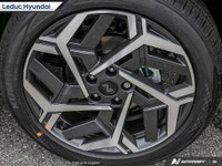 AMVIC LICENSED DEALER. PRICE EXPIRES May 21,2025 Engine: 1.6L Turbo GDI II 4 cylinder engine L/100Km... (image 5)