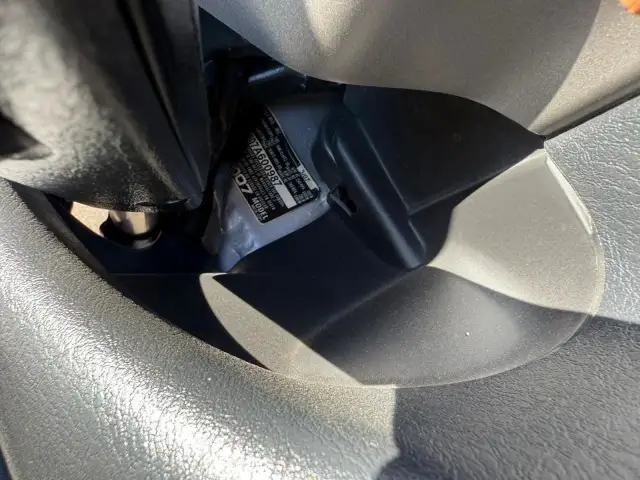 2007 Honda Gold Wing LOW KMS, MINT CONDITION, 1 OWNER, NO ACCIDE in Sport Touring in London - Image 14