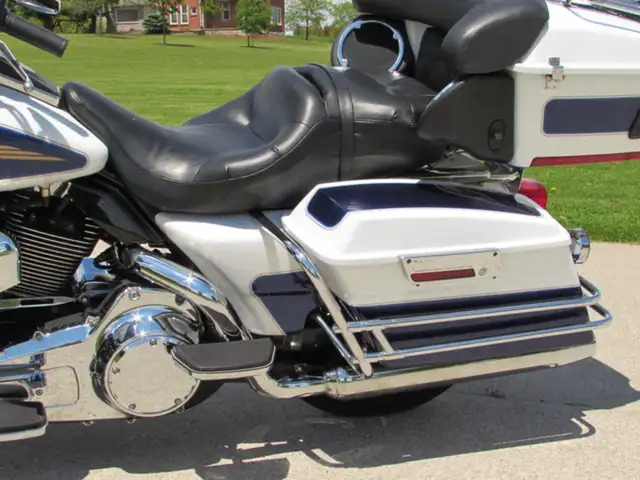 2007 Harley-Davidson FLHTCI Electra Glide Classic FLHTCU Classic in Sport Touring in Leamington - Image 17