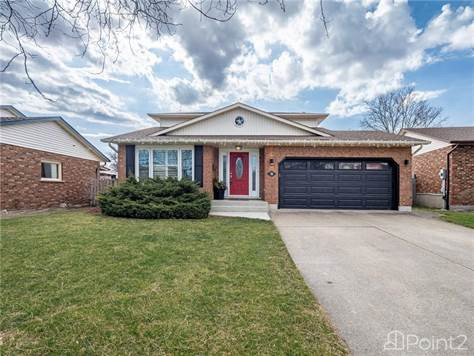 35 Orlando Drive in Houses for Sale in St. Catharines