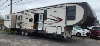 forest river blue ridge 37 feet fifth wheel hitch IF YOU NEED MORE VIDEOS FOR THE CAMPER, PLEASE TEX...