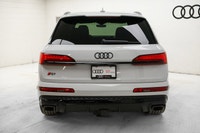 Save $21,000 from new on this low KM locally owned 2025 Audi Q7 with Quattro All-Wheel Drive that ju... (image 5)