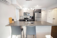 Welcome to 575 Warsaw Avenue, a charming duplex rental in the heart of Corydon Village—Winnipeg’s be... (image 7)