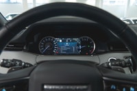 Land Rover Range Rover Evoque P250 R-Dynamic SE 2023: - Extérieur métallisé gris EIGER et intérieur... (image 3)
