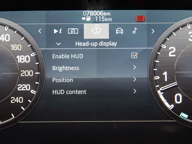 2020 Land Rover Defender P400 | HSE | 110 | MERIDIAN | 20\" WHEE in Cars & Trucks in Mississauga / Peel Region - Image 24