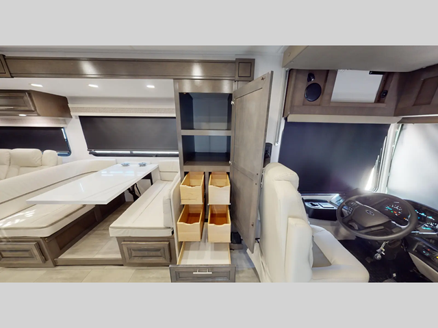 2026 Forest River RV Georgetown 5 Series 34M5 in RVs & Motorhomes in Hamilton - Image 48