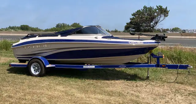 2007 Tahoe Q4, Mercruiser 4.3L and Trailer in Powerboats & Motorboats in Oshawa / Durham Region - Image 2