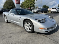 Turn heads in this sleek 1999 Chevrolet Corvette, boasting a stunning Sebring Silver Metallic exteri... (image 2)
