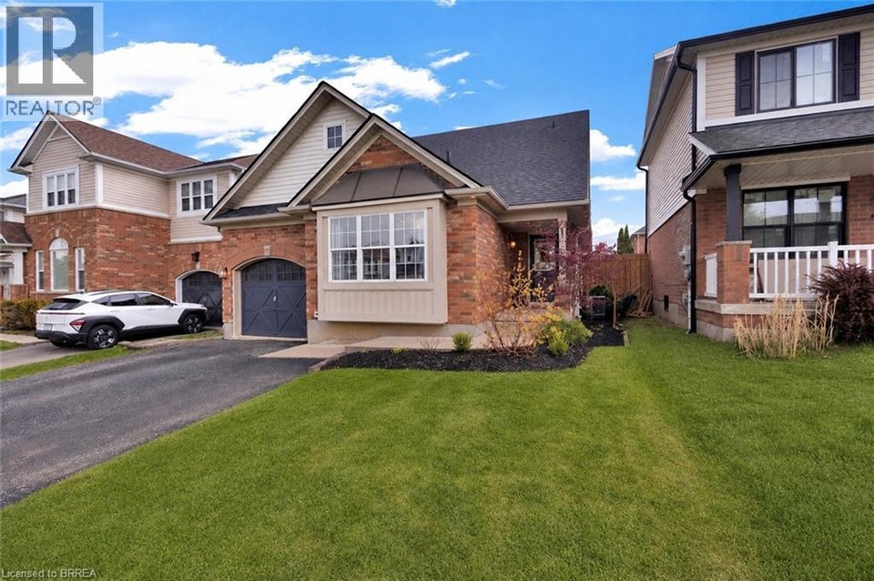 35 GAYDON Way Brantford, Ontario | Houses for Sale | Brantford | Free ...