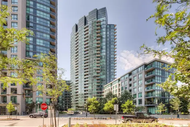 1+1 -Bathurst/Lake Shore in Condos for Sale in City of Toronto - Image 2