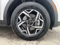Stampede Auto is excited to offer this 2023 Kia Sportage LX | AWD | FUEL EFFICIENT | SUV. This Kia i... (image 9)