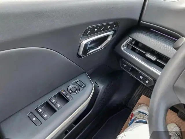 2025 Kia K4 GT-Line Turbo Limited premium feel, sporty edge, tur in Cars & Trucks in Medicine Hat - Image 12