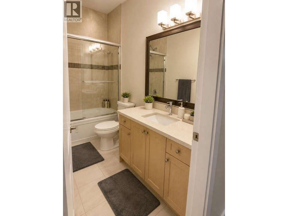 Basement 3387 DARWIN AVE Coquitlam, British Columbia 2