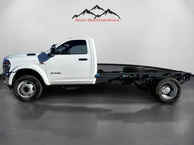 VERY HARD TO FIND 2026 RAM 5500 CHASSIS WITH A REGULAR CAB , 6.7 CUMMINS DIESEL, 8 SPEED TORQUEFLITE...