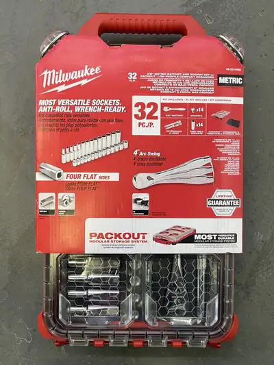 Milwaukee 32 pc 3/8" Metric Ratchet and Socket Set PACKOUT, View more